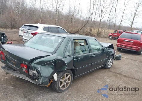 2000 Volvo S70 Se z USA, uszkodzony, nr VIN YV1LS61J8Y2648018